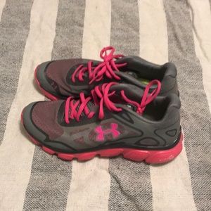 Under Armor Running shoes